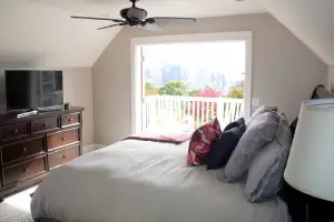 photo of a cozy bedroom 😊