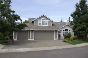 photo of a garage that has been repaired